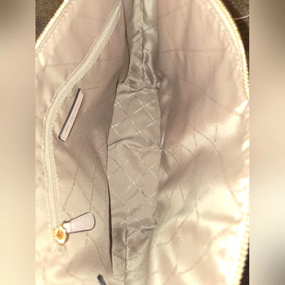 NWT Michael Kors Charlotte Signature Logo Metallic Tote Bag - Picture 5 of 10